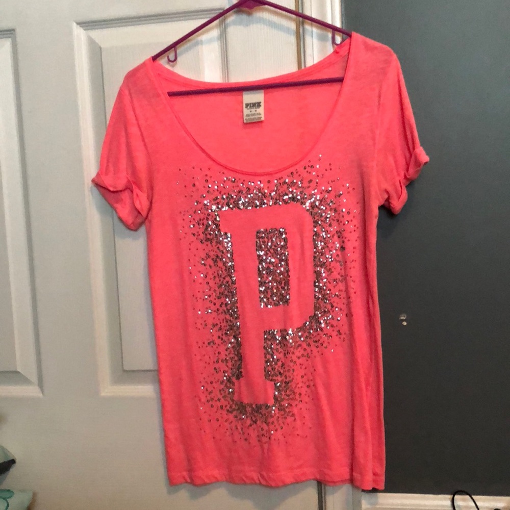 Pink t-shirt